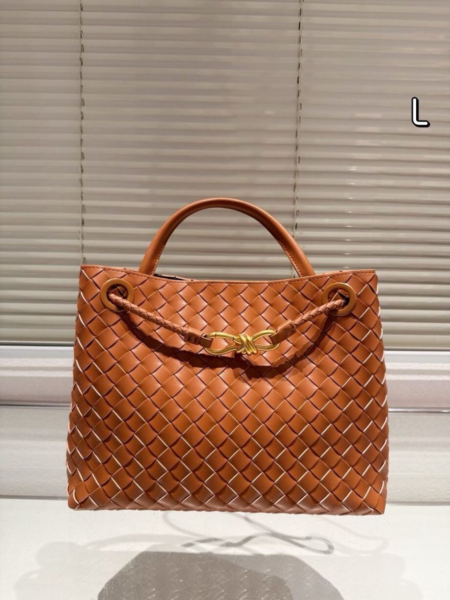 BV Andiamo Small Leather Tote Bag Cognac Colour