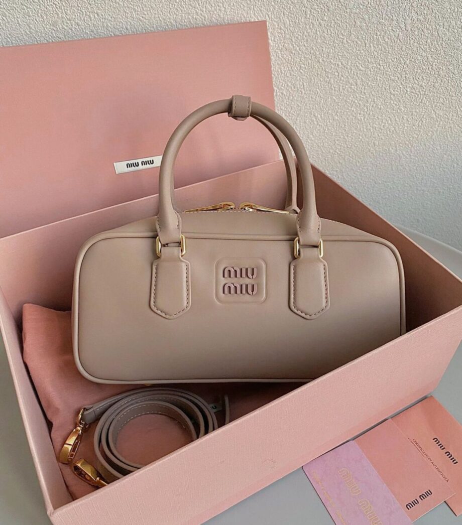 Mi Mi Coffer bag.