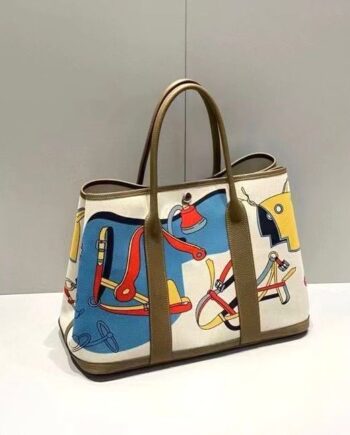 H Garden Party Voyage bag.