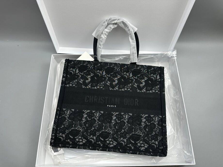 CD Large Book Tote in Black D-Lace Embroidery. 42 x 35 x 18.5 cm |