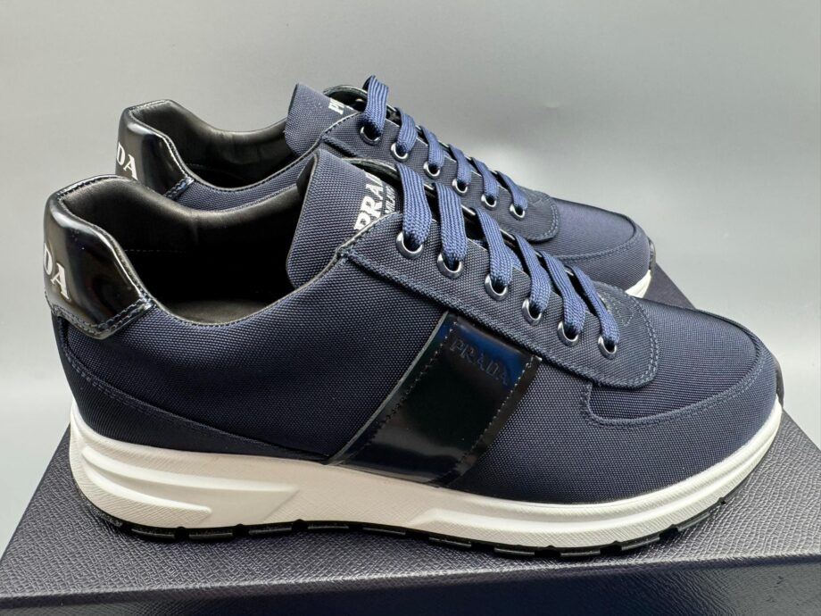 PRDA Men Shoes in Size 9 | Master Quality