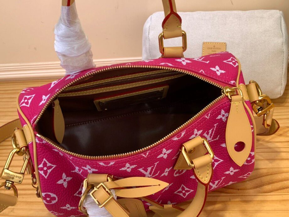 Loui Speedy P9 Bandoulière In Monogram Leather. (Pink)
