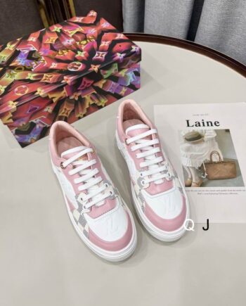 Loui Time Out Sneakers.