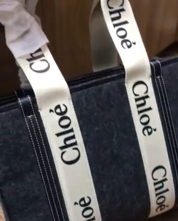 Chloee Woody Medium Tote Bag (black)
