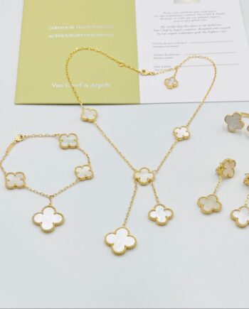VC iconic Alhambra collection | gold in color, with white mother-of-pearl inlays in the clover motifs.