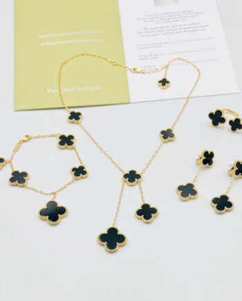 VC iconic Alhambra collection | Black and Gold.