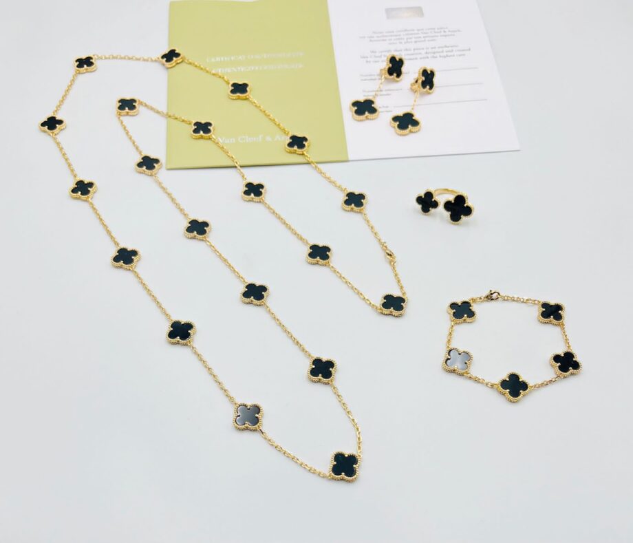 VC long Chain Necklace Set | Black