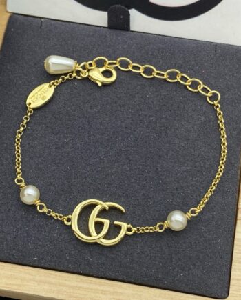 GG Running Pearls Bracelet.