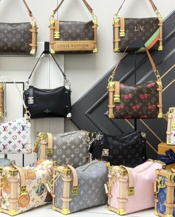 Loiu Side Trunk Handbags.