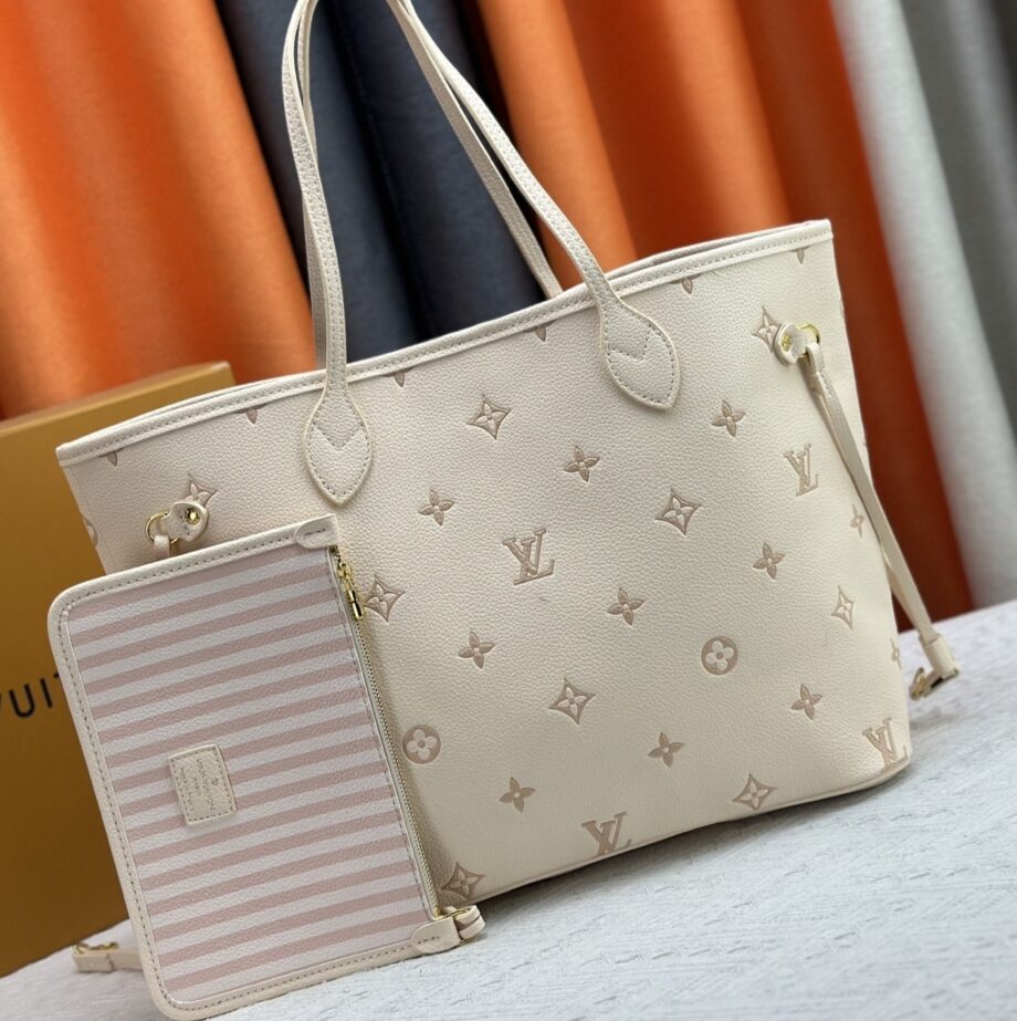 Loiu OnTheGo MM tote Bag | Off white.