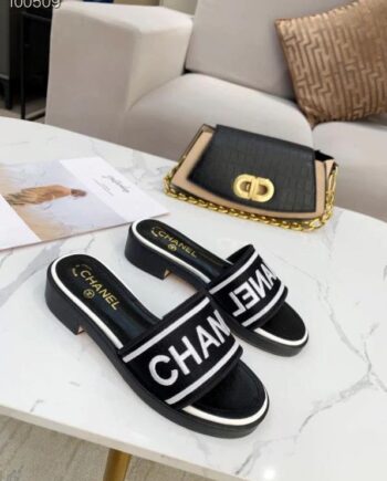 Chānēl Lambskin Embroidered CC Mule Sandal Black
