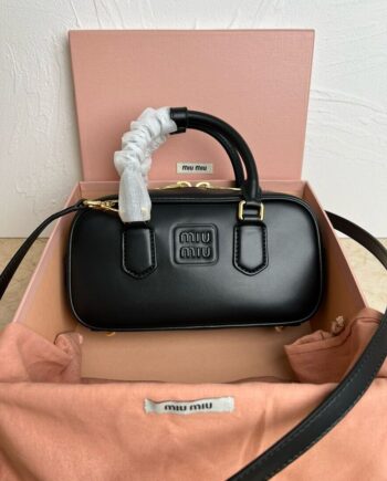 Mīū Mīū Arcadie leather bag Black