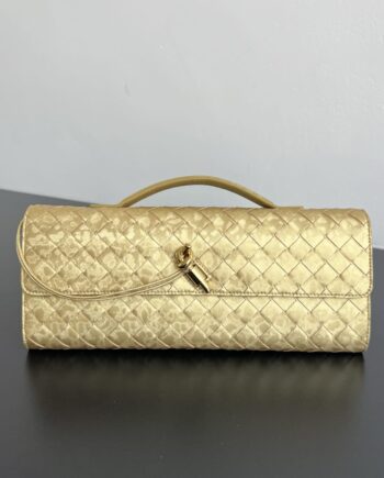 Bōttēgā Vēnētā Andiamo Clutch Gold