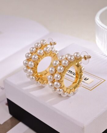 Mīū Mīū Pearl Cluster Hoop Earrings