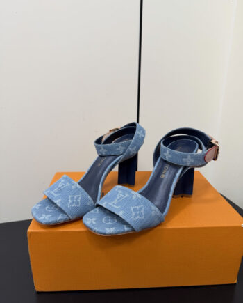 Lōūīs Vūīttōn Silhouette Sandals Blue Denim